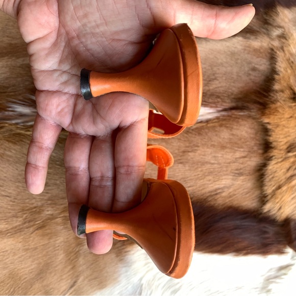 MANOLO BLAHNIK strap leather kitten heels mules orange brown size 36 - Picture 6 of 12